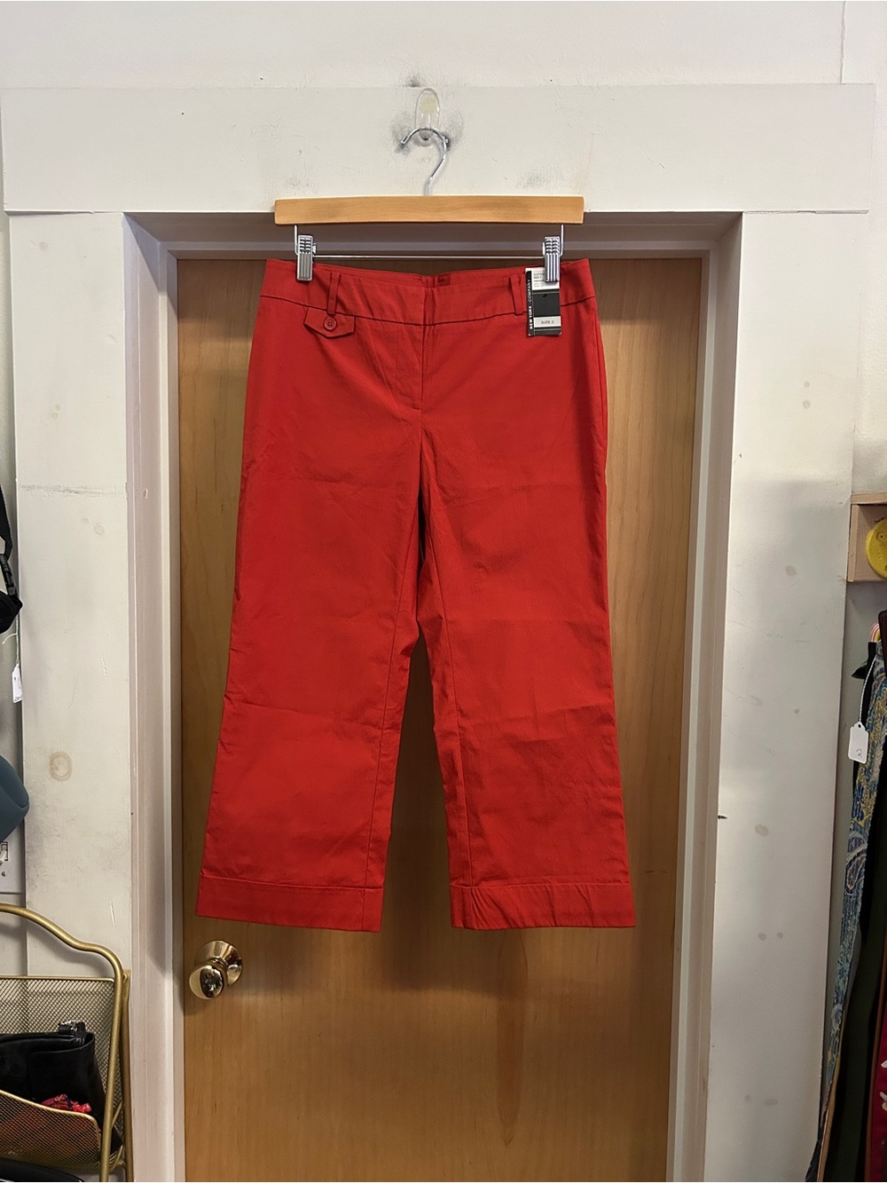 NWT! Y2K New York & Co Metropolitan Crop Straight Leg Midtown Fit Pants - size 2
